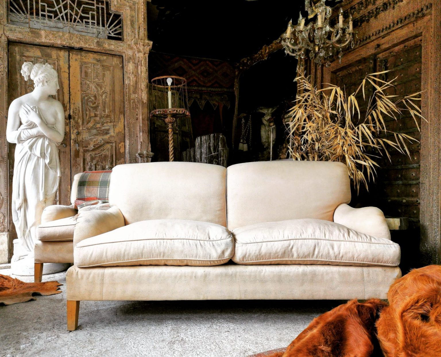 A Pair of Quality Vintage Coach Built Sofas AEGM